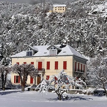 Magnifique 6 Couchages Dans Historique * Jausiers